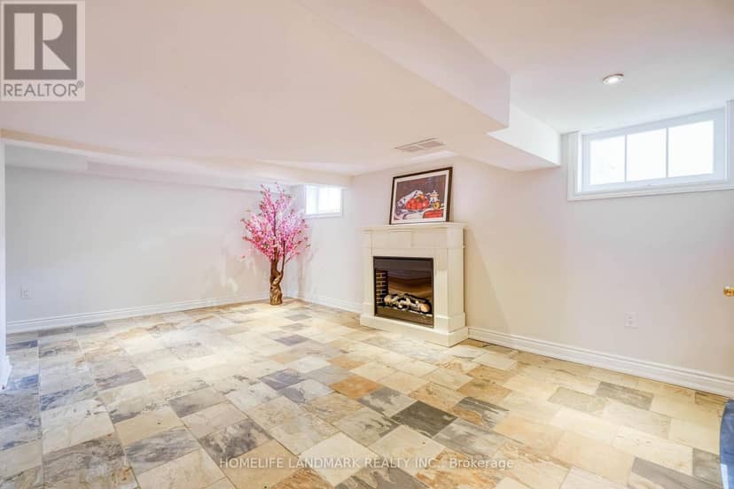 115 Crosby Avenue — photo 32 of 40