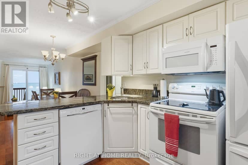 103 - 43 Olive Crescent E — photo 5 of 19