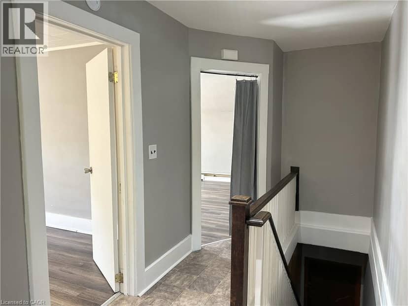 102 STANLEY Street — photo 12 of 24