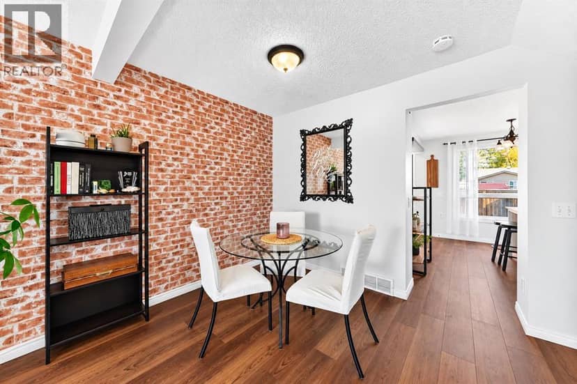 378 Midridge Drive SE — photo 17 of 40