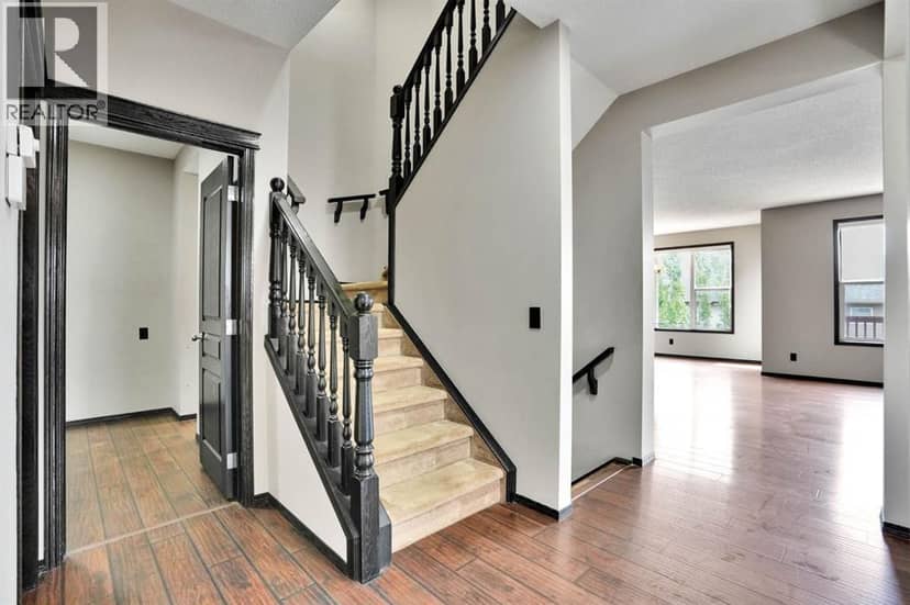 109 Pantego Terrace NW, Calgary, photo 4