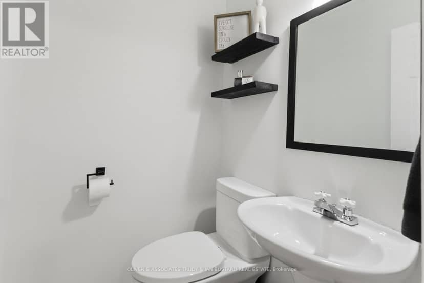 109 McMaster Drive E — photo 17 of 40