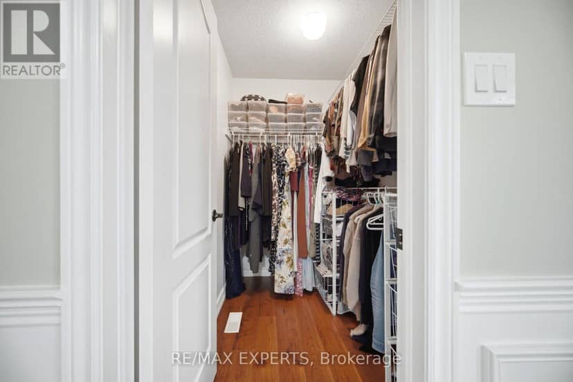 904 Damascus Court — photo 27 of 34