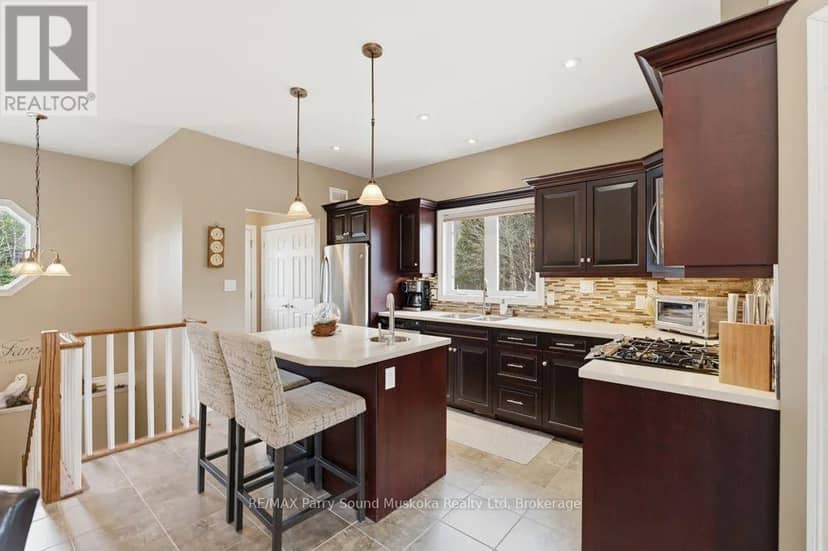 132 Lawson Drive — photo 12 of 40