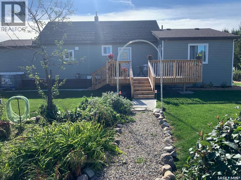302 Rustad AVENUE — photo 36 of 40