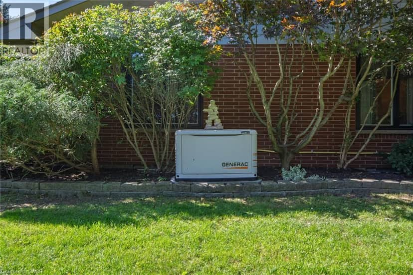 208 DECOU Road — photo 37 of 40