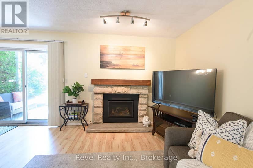 440 Oxbow Crescent W — photo 14 of 31