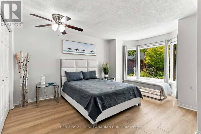 23 - 20 Kernohan Parkway — photo 13 of 29