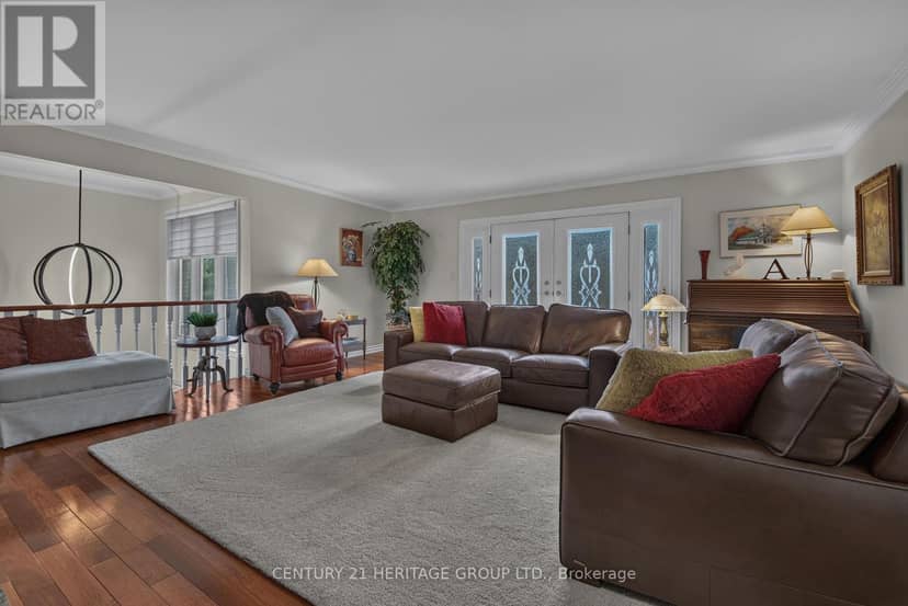 1 Arthur Evans Crescent — photo 12 of 40
