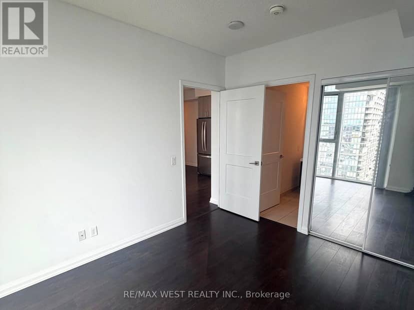 3610 - 7895 Jane Street — photo 14 of 30