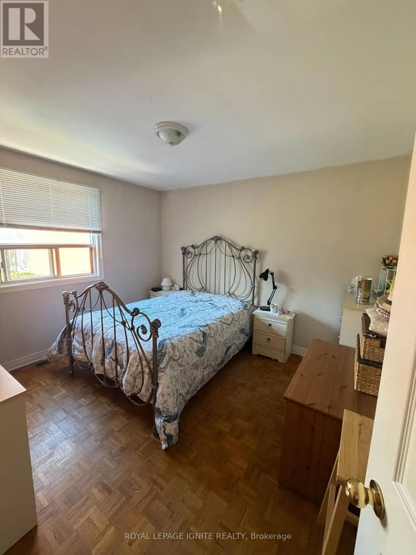 40 Avon Avenue, Toronto, photo 5