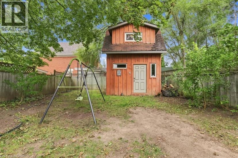 40 GUELPH Street — photo 27 of 33