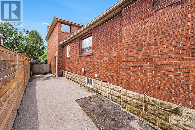 73 Struthers Street — photo 11 of 40