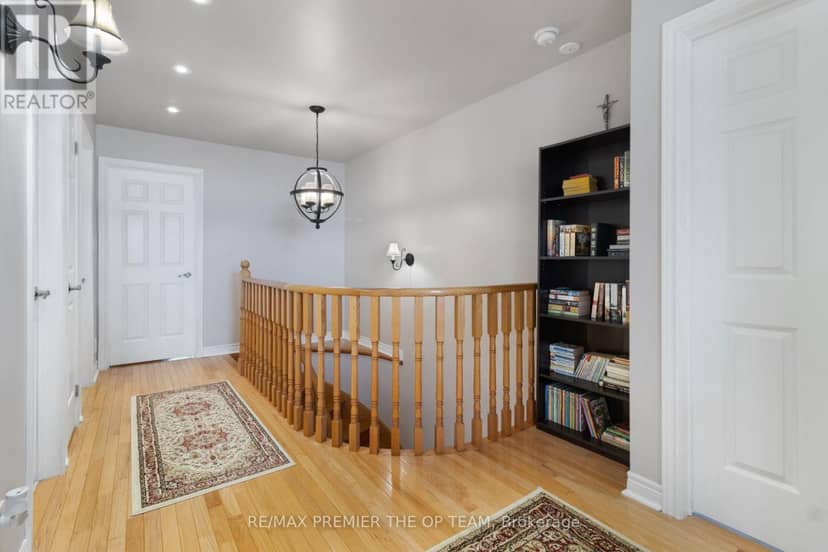 5 Southbury Manor Drive — photo 17 of 33