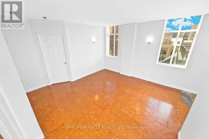 505 - 36 James Street S — photo 7 of 16