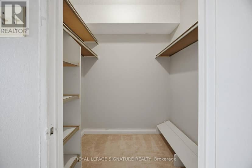 1002 - 77 Carlton Street — photo 22 of 26