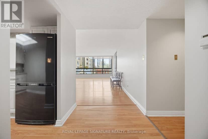 1002 - 77 Carlton Street — photo 6 of 26