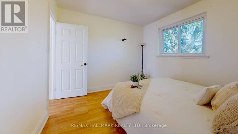 781 Pam Crescent — photo 31 of 38