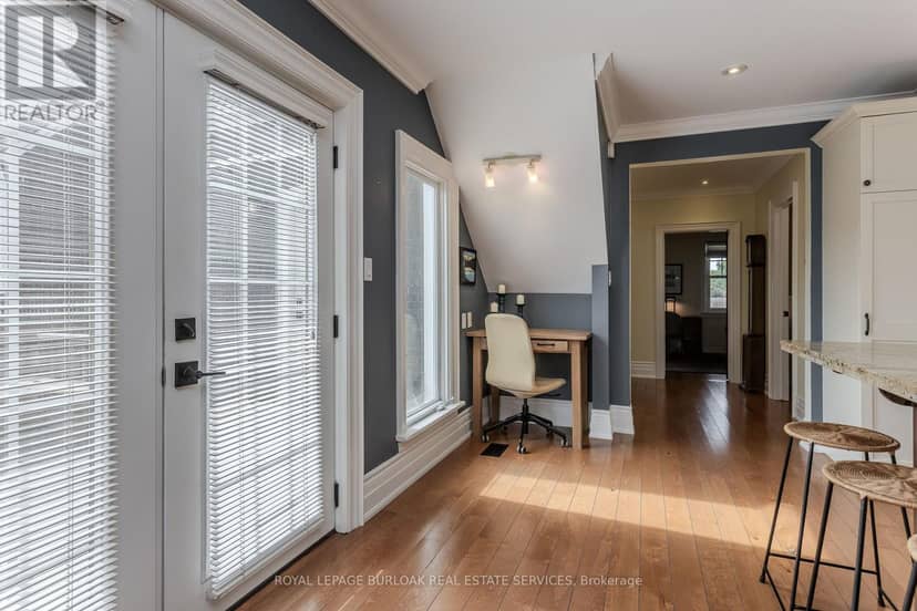849 Beach Boulevard — photo 12 of 37