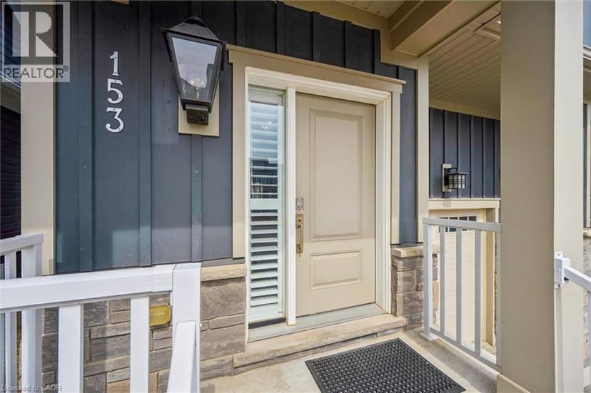 153 YELLOW BIRCH Crescent — photo 4 of 40