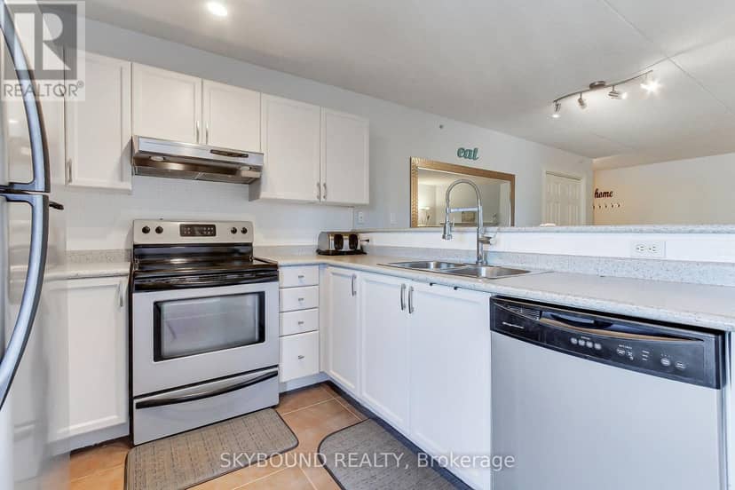 302 - 4003 Kilmer Drive — photo 13 of 28