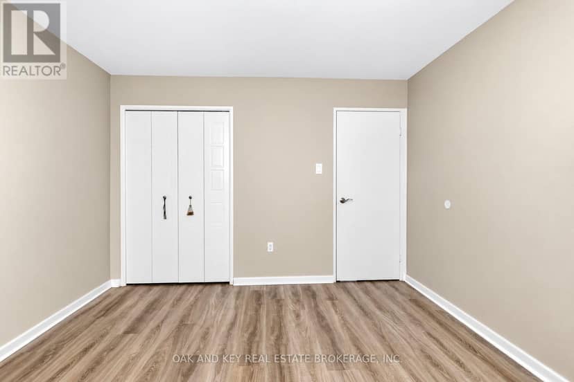 705 - 573 Mornington Avenue — photo 9 of 20