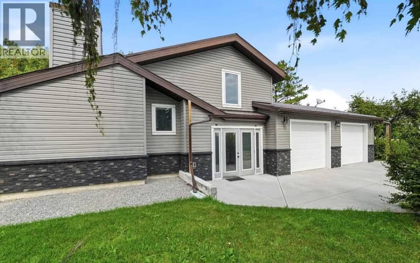 10, 2150 Highway 27 Highway, Rural Mountain View County