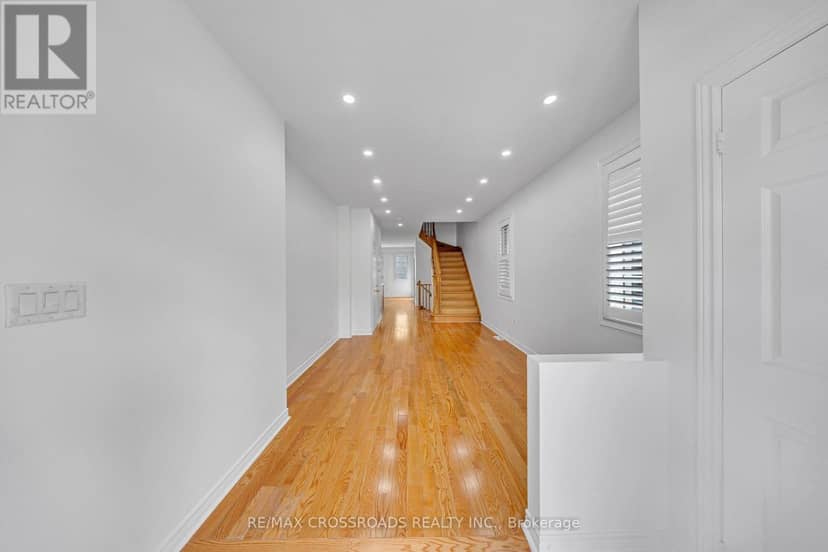 138 Angus Drive — photo 18 of 40