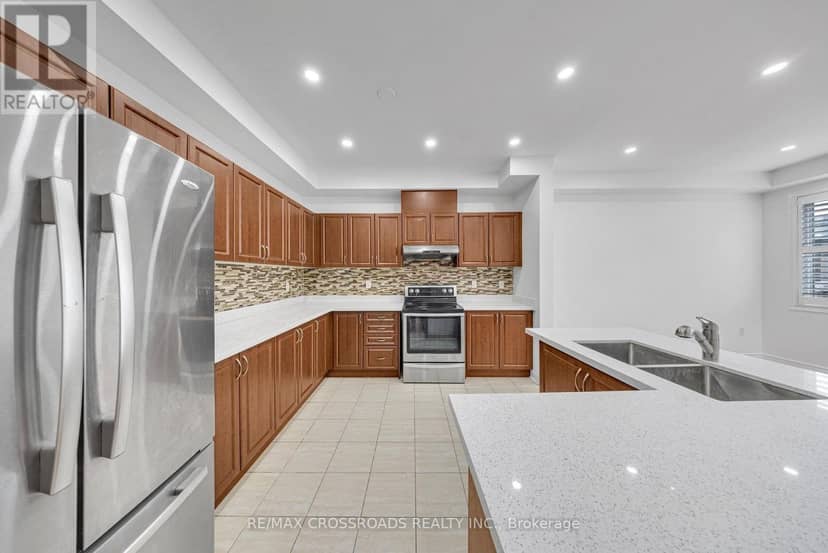 138 Angus Drive — photo 24 of 40
