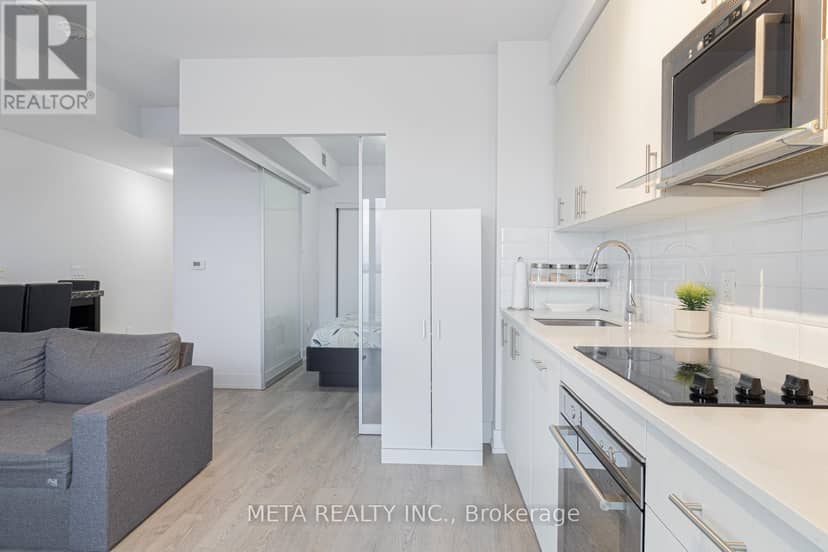 502 - 2550 Simcoe Street N, Oshawa, photo 3