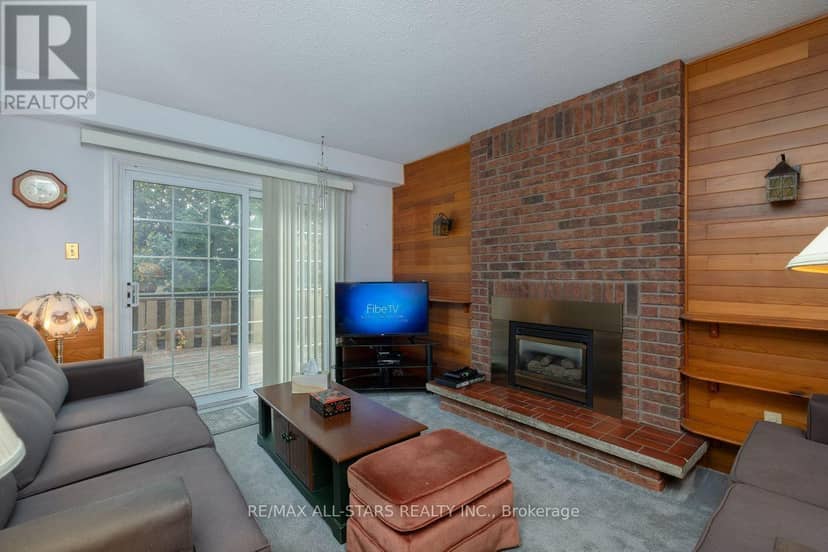 10 Colette Drive — photo 28 of 32