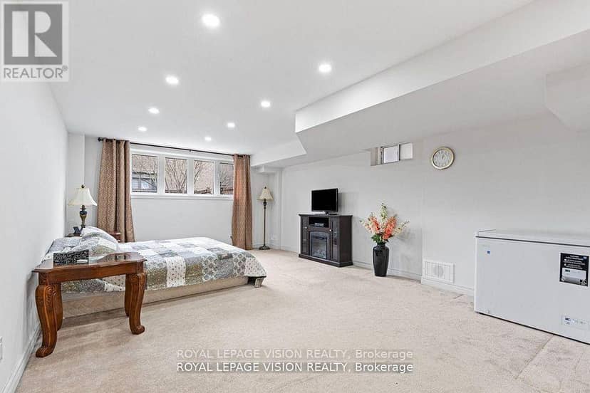 41 Treetops Boulevard — photo 34 of 40