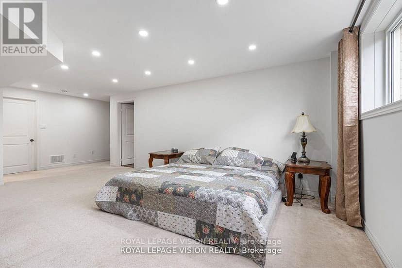 41 Treetops Boulevard — photo 35 of 40