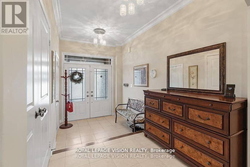 41 Treetops Boulevard — photo 6 of 40