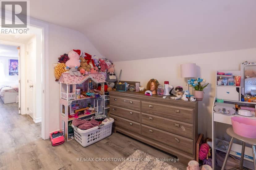 86 Victoria Street — photo 13 of 31
