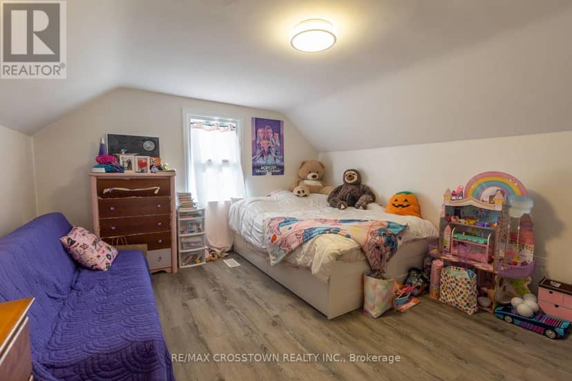 86 Victoria Street — photo 14 of 31