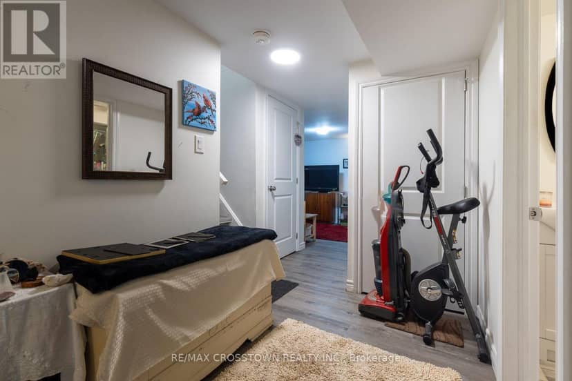 86 Victoria Street — photo 17 of 31