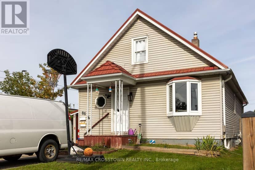 86 Victoria Street, Barrie, photo 2