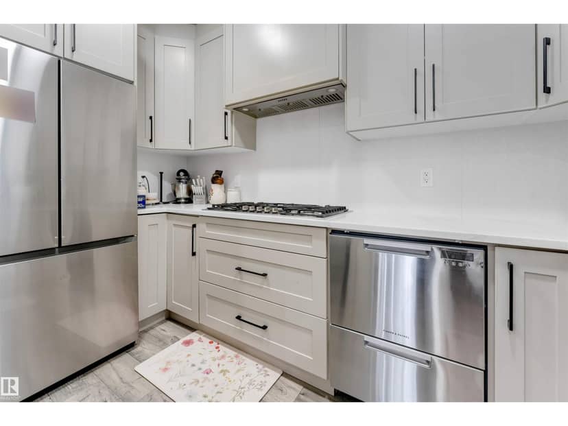 1824 18 AV NW — photo 30 of 40