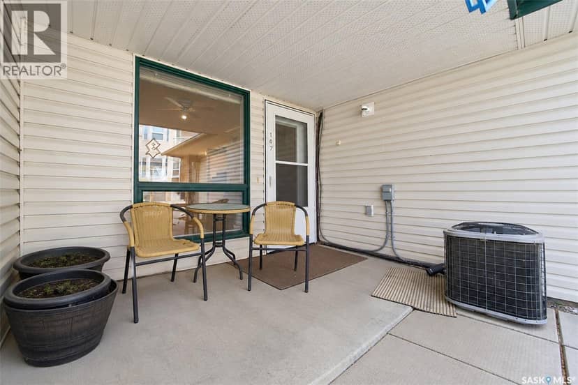 107 111 2nd AVENUE E — photo 16 of 40