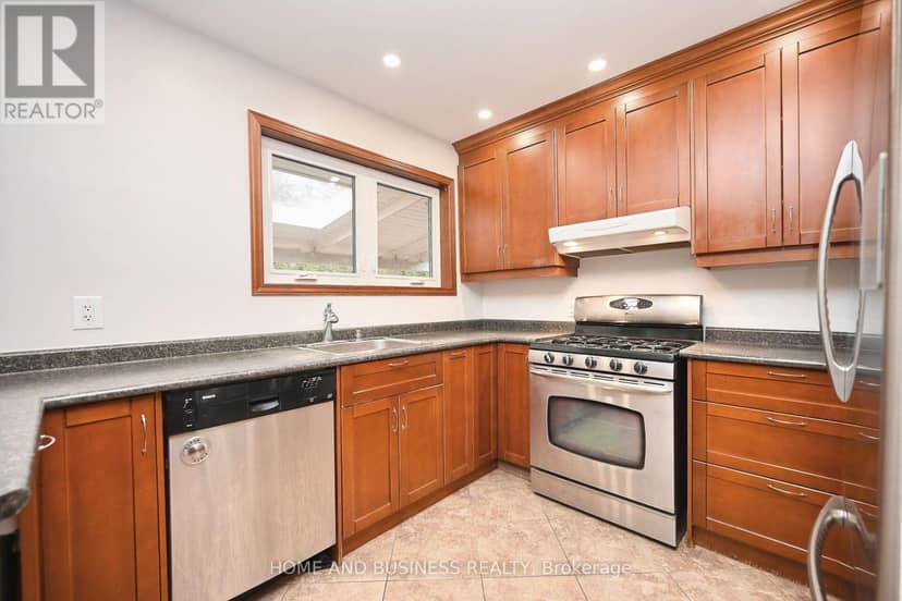 3668 The Credit Woodlands Road — photo 23 of 40
