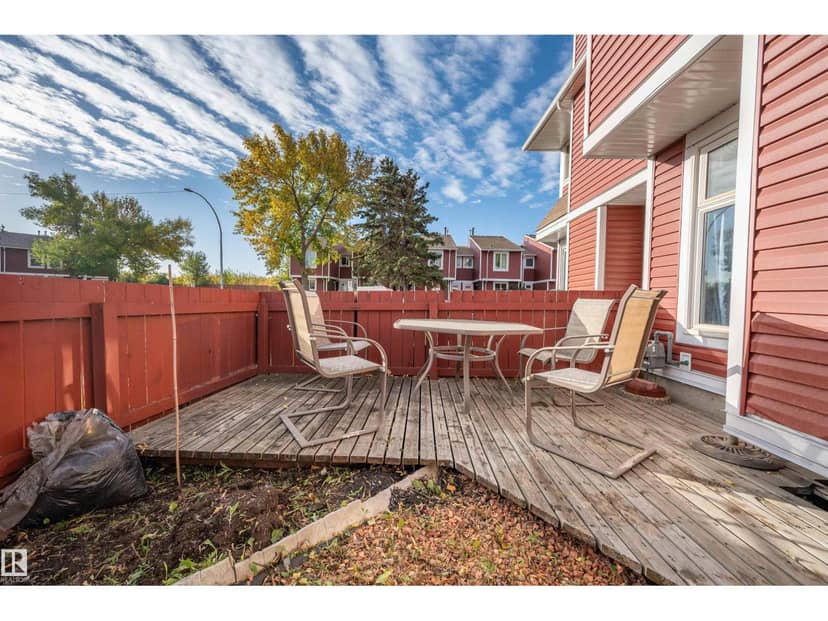 #53 4707 126 AV NW — photo 38 of 40