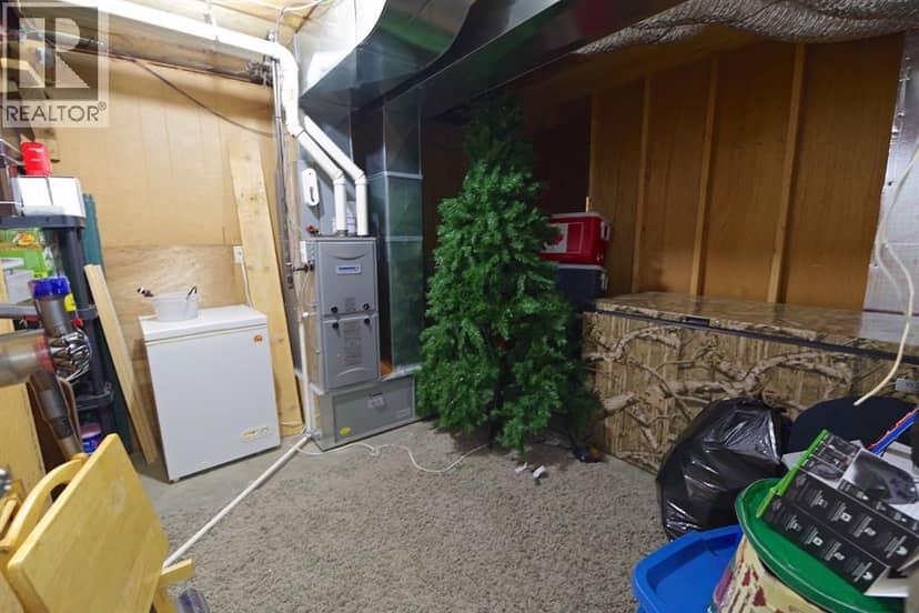 5203 42 Avenue — photo 33 of 40