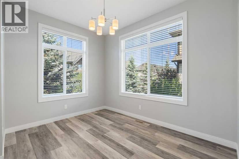 124 Wentworth Row SW — photo 9 of 40