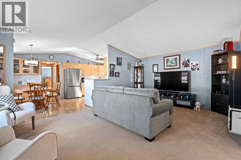 402, 1101 84 Street NE — photo 10 of 38