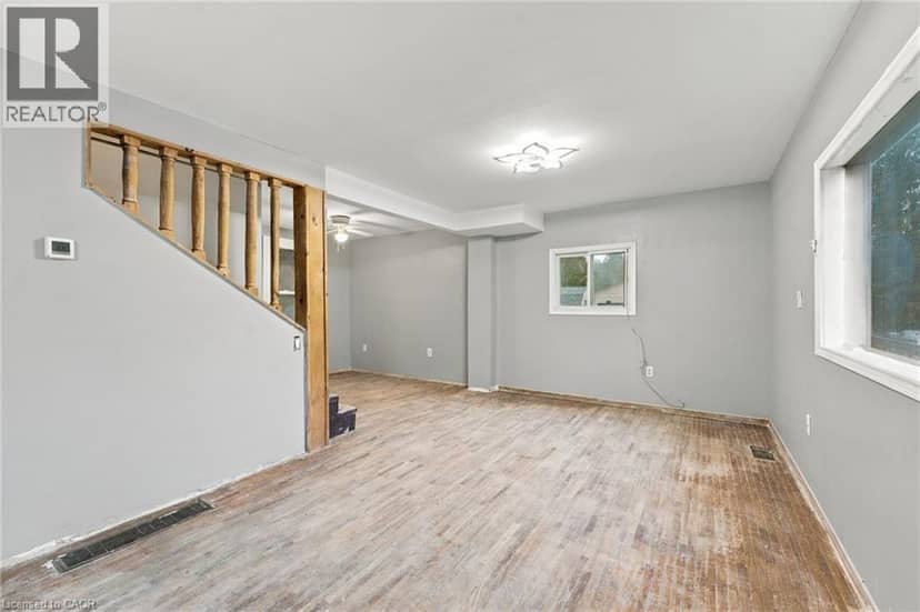 77937 LONDON Road — photo 10 of 38