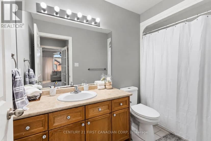 150 - 600 Hyde Park Road — photo 28 of 40