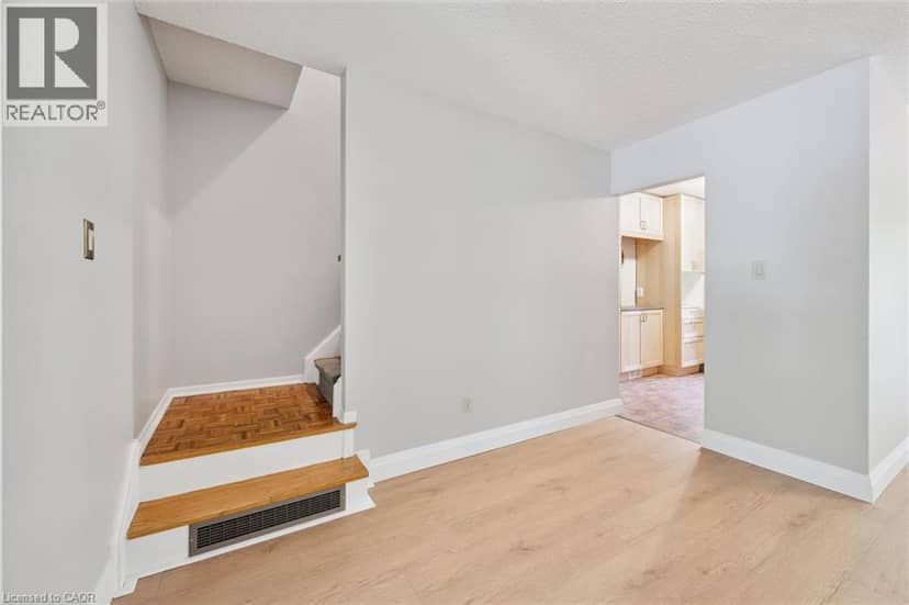 657 ALBERT Street Unit# B — photo 24 of 40