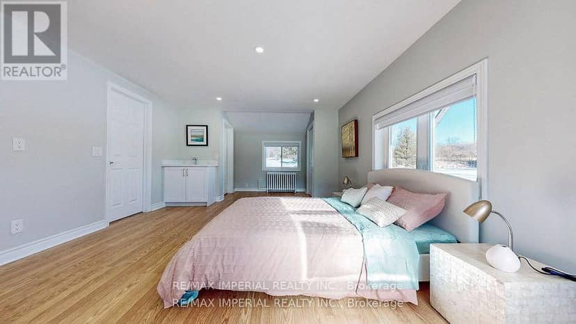13291 Warden Avenue — photo 20 of 40