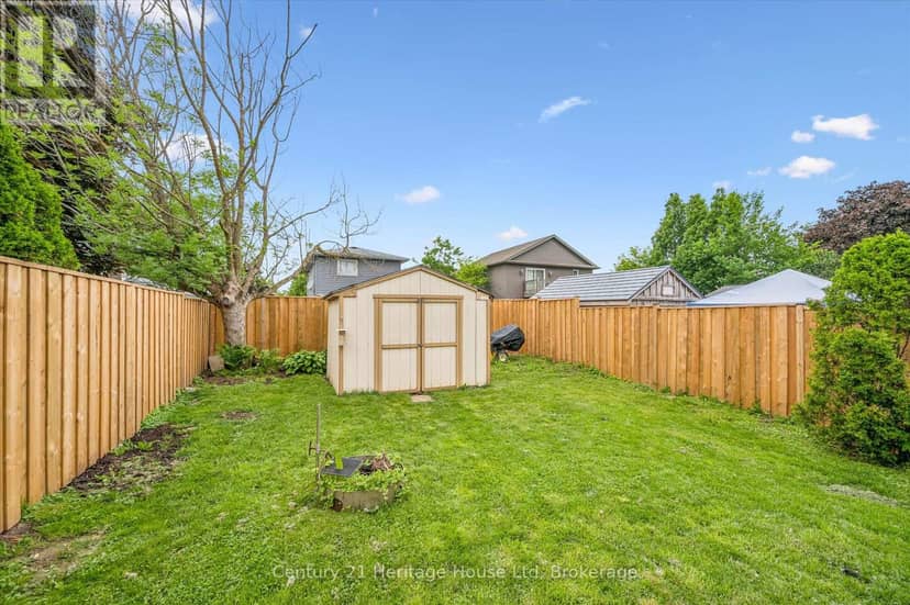 279 Strathallan Street — photo 34 of 37